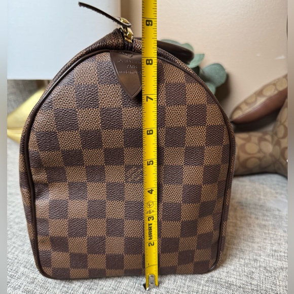 $1,390 USE LOUIS VUITTON SPEEDY DAMIER EBENE CANVAS - Picture 12 of 17